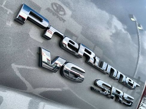 Used 2009 Toyota Tacoma PreRunner w/ SR5 Pkg #2 RWD image 46