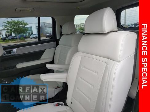 Used 2025 Hyundai Santa Fe Calligraphy AWD/4WD image 10