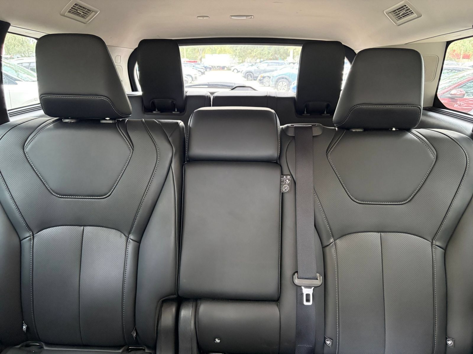 Used 2026 INFINITI QX60 Luxe FWD image 42