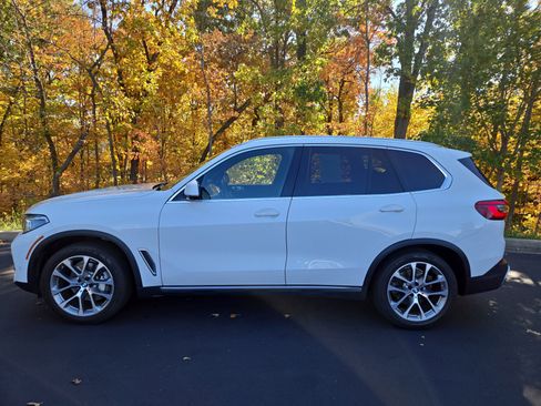 Used 2019 BMW X5 xDrive40i w/ Executive Package image 5