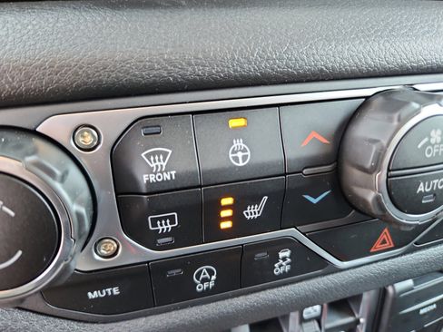 New 2025 Jeep Gladiator Willys image 34