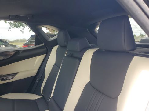 Used 2024 Lexus NX 250 FWD image 17