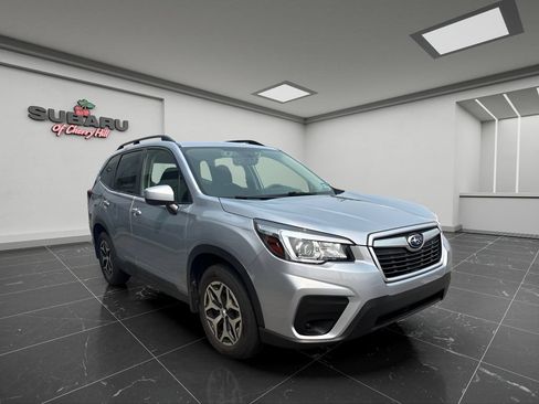 Used 2020 Subaru Forester Premium AWD/4WD image 1