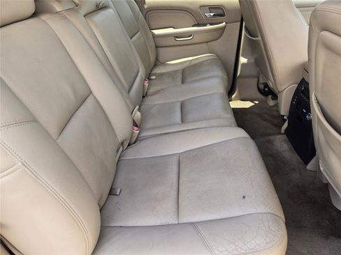 Used 2013 Cadillac Escalade EXT Premium AWD/4WD image 29