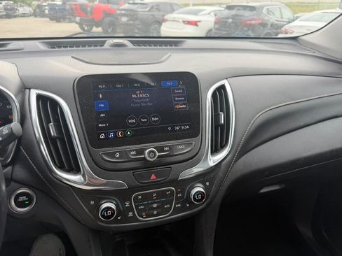 Used 2019 Chevrolet Equinox Premier image 15