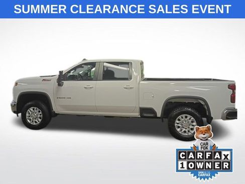 Used 2023 Chevrolet Silverado 2500 LT AWD/4WD image 2