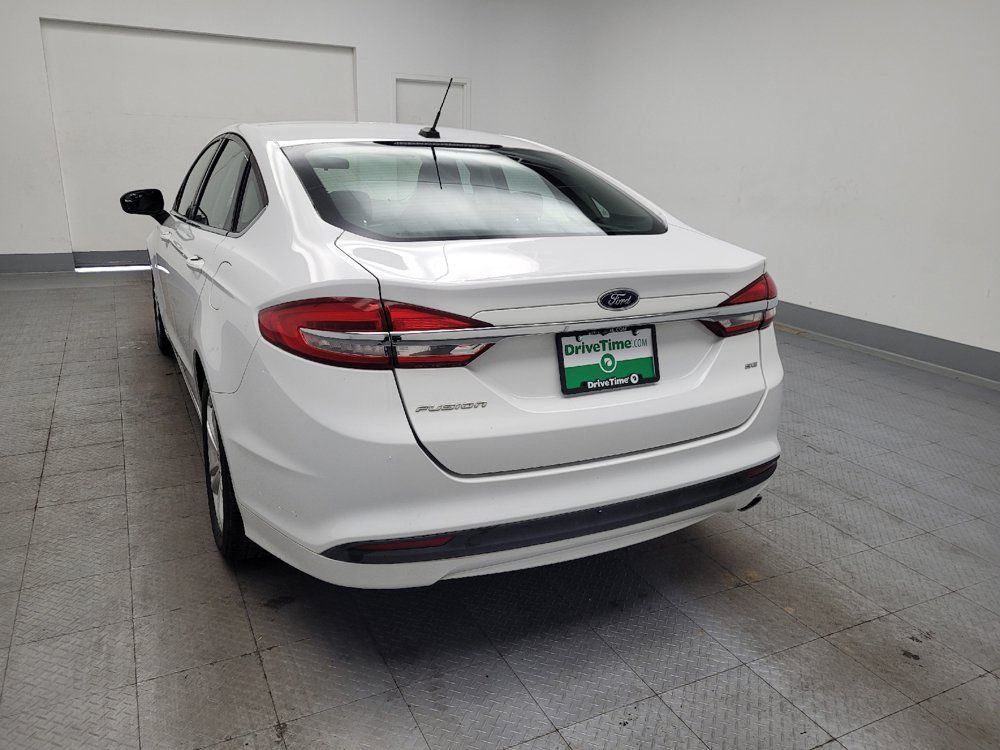 Used 2018 Ford Fusion SE FWD image 6