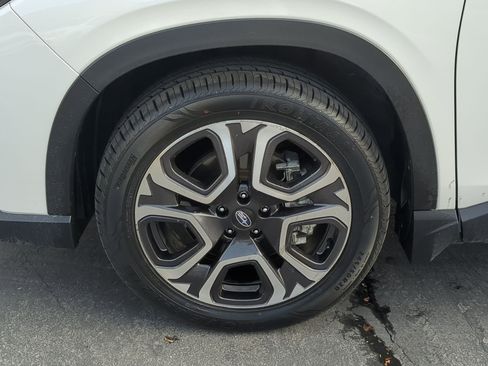 Used 2023 Subaru Ascent Touring image 13