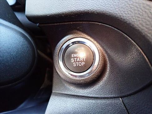 Used 2020 Subaru Ascent Limited image 23