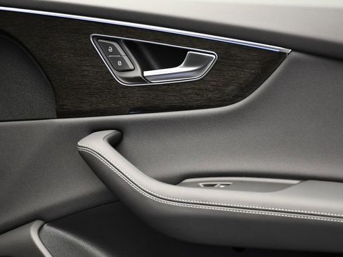 New 2026 Audi Q8 Premium Plus image 46