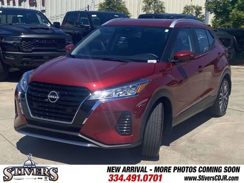 Used 2023 Nissan Kicks SV FWD image 38