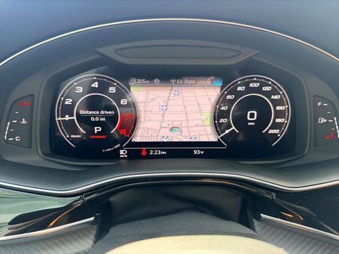 Used 2024 Audi RS Q8 AWD/4WD image 31
