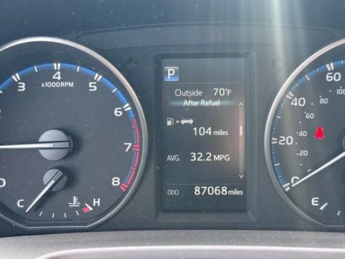 Used 2017 Toyota RAV4 XLE w/ Plus Special Value Package AWD/4WD image 14