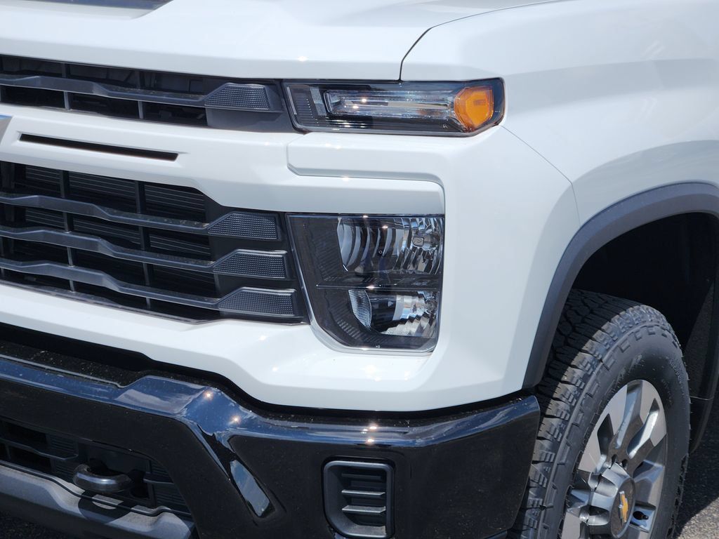 New 2026 Chevrolet Silverado 2500 Custom RWD image 5