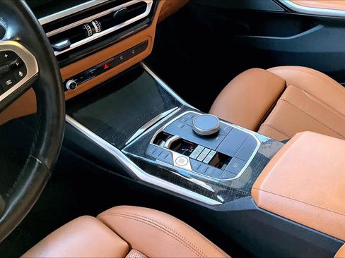 Used 2023 BMW 330i Sedan w/ M Sport Package image 16