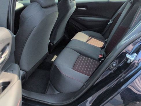 Certified 2025 Toyota Corolla SE w/ SE Premium Package FWD image 17