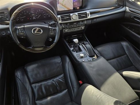 Used 2016 Lexus LS 460 AWD image 17