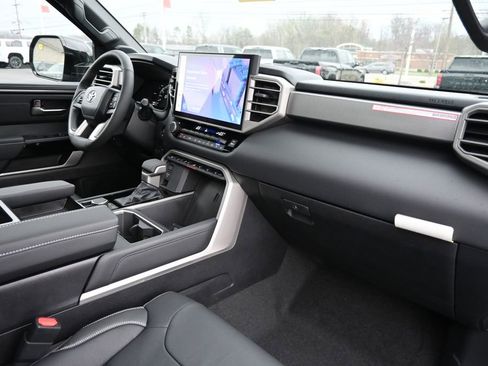 New 2026 Toyota Tundra Limited AWD/4WD image 13
