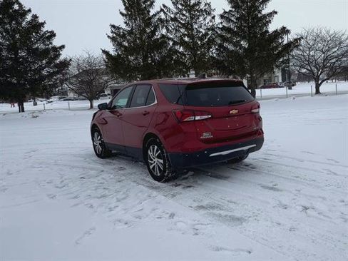 Used 2024 Chevrolet Equinox LT w/ LPO, Floor Liner Package image 30