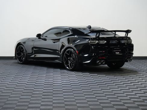 Used 2020 Chevrolet Camaro ZL1 RWD image 8