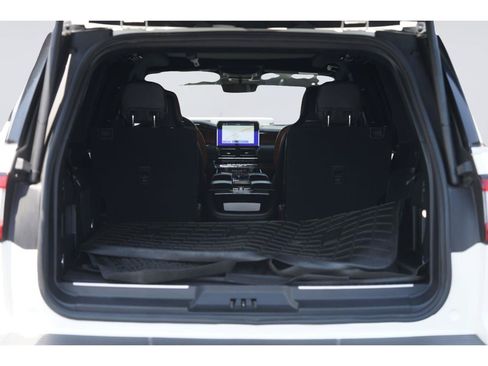 Used 2020 Lincoln Navigator Reserve w/ Luxury Package AWD/4WD image 32