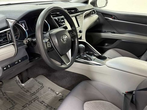 Certified 2018 Toyota Camry LE image 12