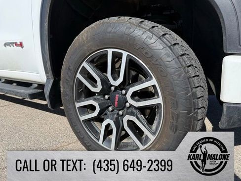Used 2023 GMC Sierra 1500 AT4 w/ Technology Package image 10