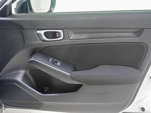 Used 2023 Honda Civic LX image 31