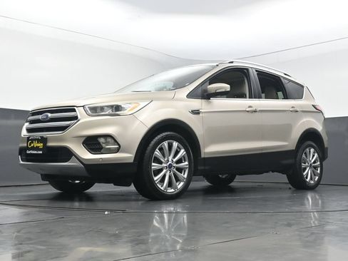 Used 2017 Ford Escape Titanium w/ Equipment Group 301A AWD/4WD image 6