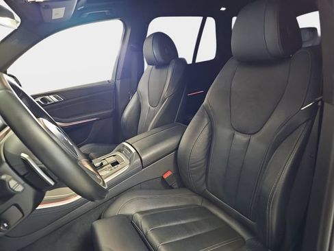 Used 2022 BMW X5 xDrive40i w/ M Sport Package AWD/4WD image 18
