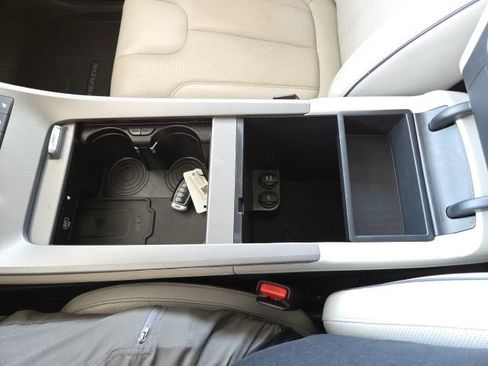 Used 2021 Hyundai Palisade Limited w/ Winter Package image 67