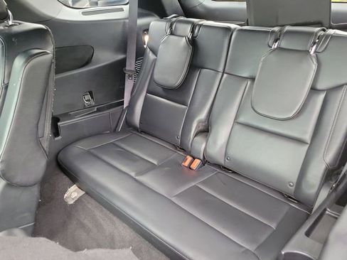 Used 2020 Ford Explorer XLT w/ Equipment Group 202A AWD/4WD image 12