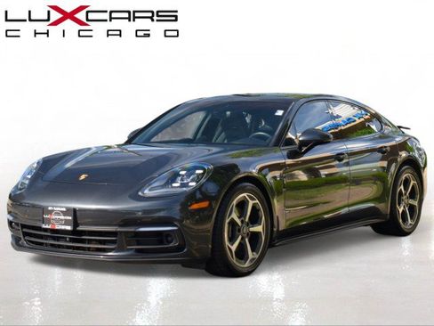 Used 2020 Porsche Panamera image 4