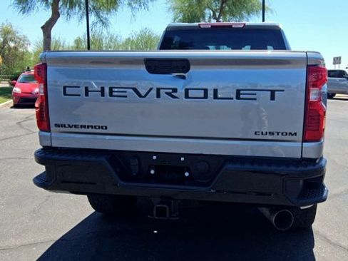 Used 2025 Chevrolet Silverado 2500 Custom w/ Custom Value Package AWD/4WD image 7