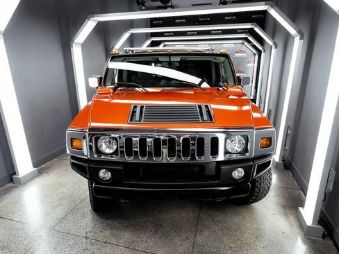 Used 2003 HUMMER H2 w/ Preferred Equipment Group AWD/4WD image 3