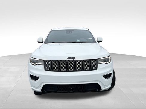 Used 2022 Jeep Grand Cherokee Laredo X AWD/4WD image 8