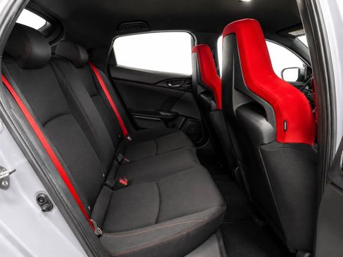 Used 2019 Honda Civic Type R image 17