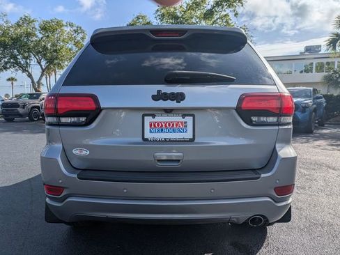 Used 2019 Jeep Grand Cherokee Altitude image 5