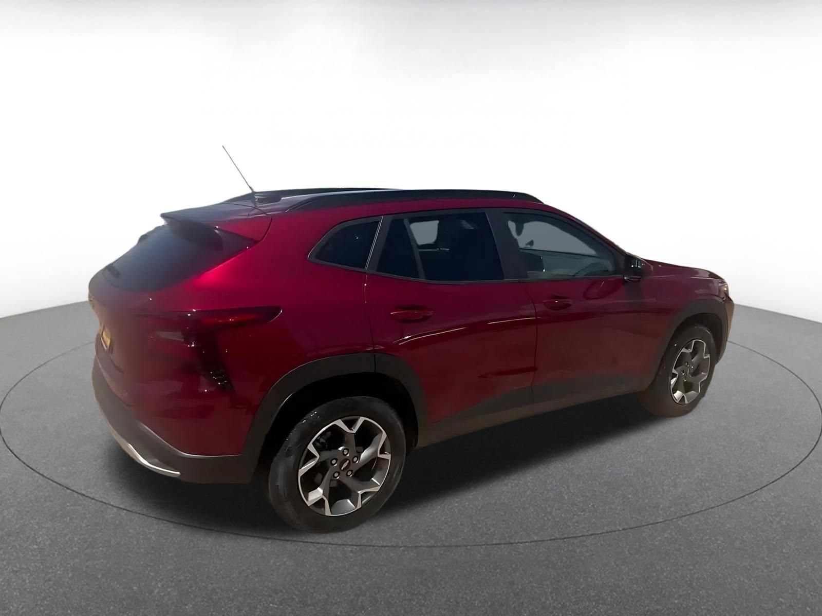 Used 2025 Chevrolet Trax LT w/ LT Convenience Package FWD image 13