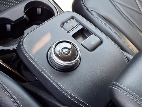 Used 2023 Ford Mustang Mach-E Select RWD image 19