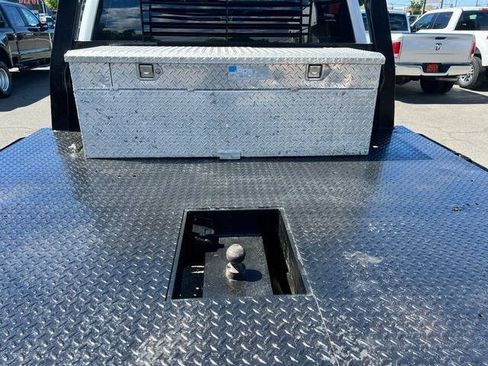 Used 2017 Ford F350 XL w/ Power Equipment Group AWD/4WD image 9