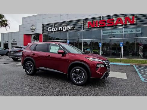 New 2026 Nissan Rogue SV image 16