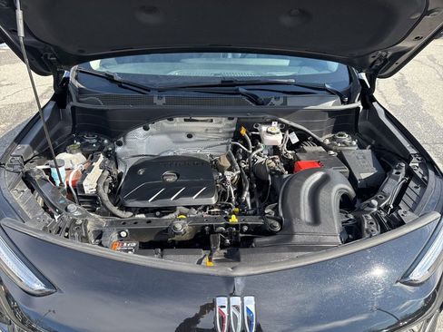Used 2024 Buick Encore GX Sport Touring image 32