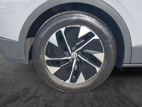 Used 2022 Volkswagen ID.4 Pro S image 6