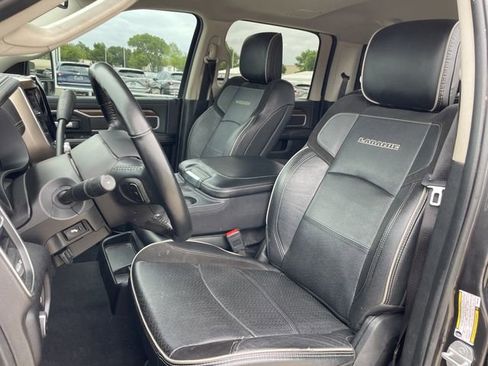 Used 2024 RAM 2500 Laramie AWD/4WD image 25