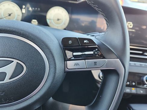 Used 2024 Hyundai Elantra SEL w/ Convenience Package image 23