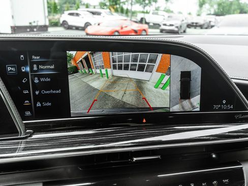 Used 2022 Cadillac Escalade Sport w/ Touring Package AWD/4WD image 10