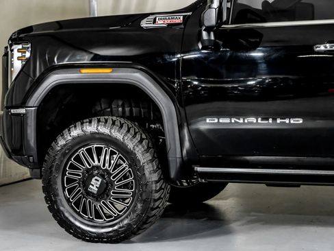 Used 2025 GMC Sierra 3500 Denali w/ Denali Reserve Package AWD/4WD image 13