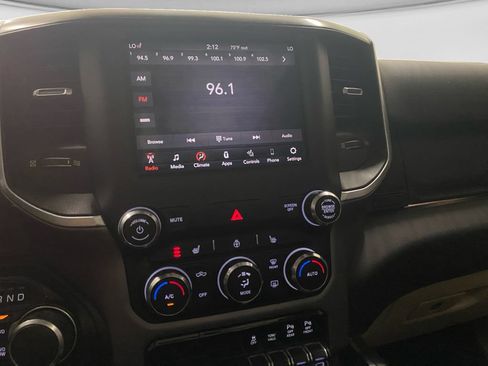 Used 2019 RAM 1500 Big Horn AWD/4WD image 25