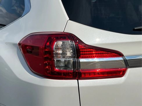 Used 2022 Subaru Ascent Limited w/ Technology Package AWD/4WD image 33